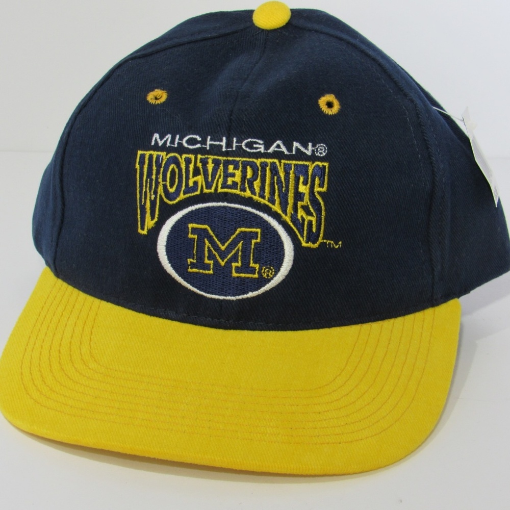 Vintage 90s NCAA Michigan Wolverines Snapback Cap